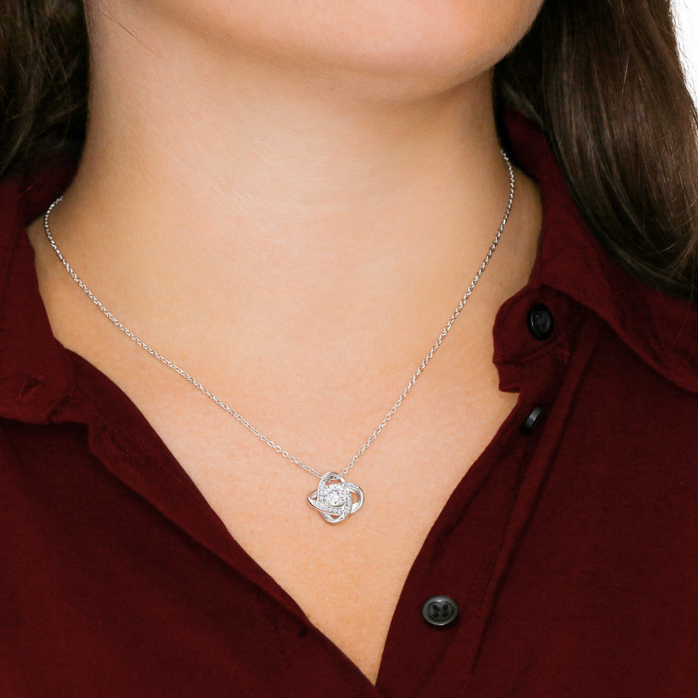 I Love you Girlfriend Necklace - Endless Love Gifts Jewelry 18K Yellow Gold Finish / Mahogany Box with LED Spotlight