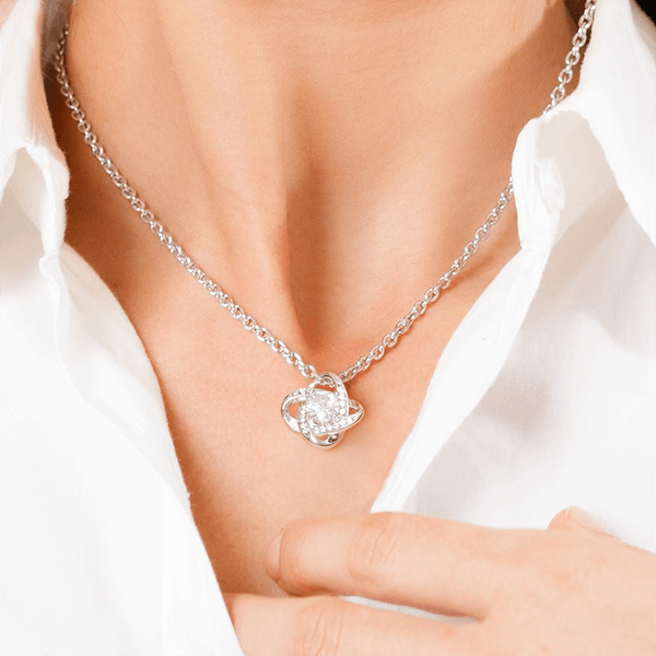 I Love you Girlfriend Necklace - Endless Love Gifts Jewelry 18K Yellow Gold Finish / Mahogany Box with LED Spotlight