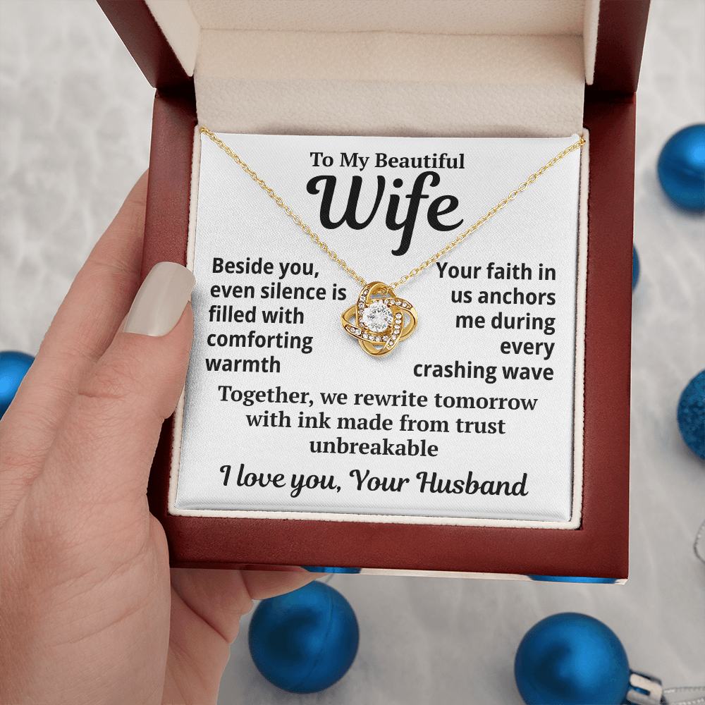 Love Knot Necklace for Wife – Romantic Gift from Husband