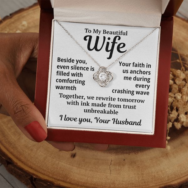 Love Knot Necklace for Wife – Romantic Gift from Husband