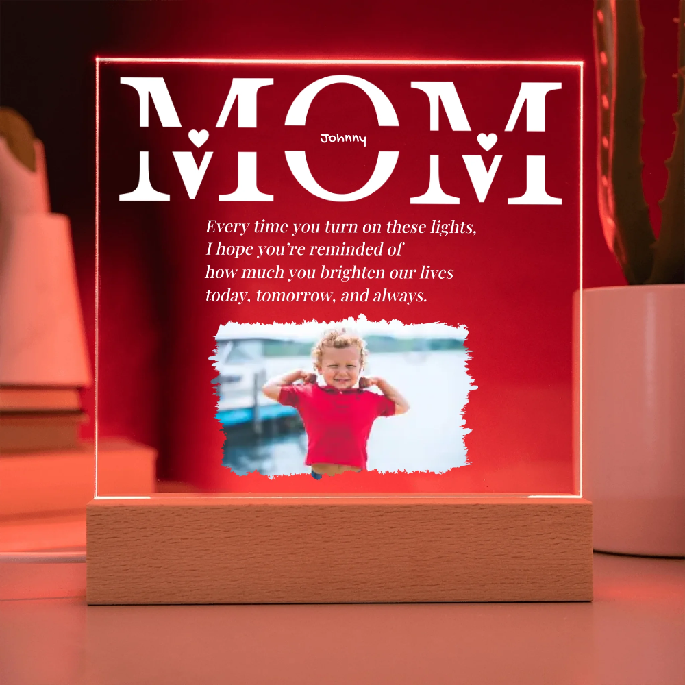 Personalized light box with 'MOM' text and a photo of a child on a red background