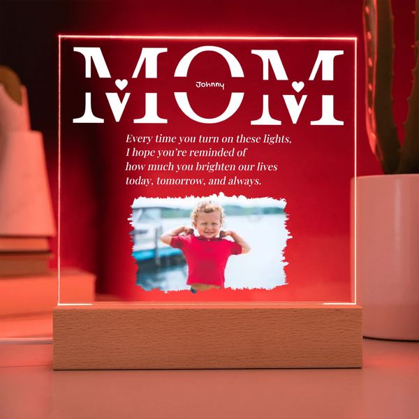 Personalized light box with 'MOM' text and a photo of a child on a red background